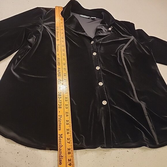 Harve Benard Holtzman Women's Velvet Button Front Shirt 2x Black - Picture 6 of 7
